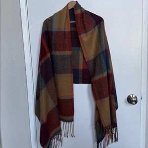 Plaid Scarf with Fringe